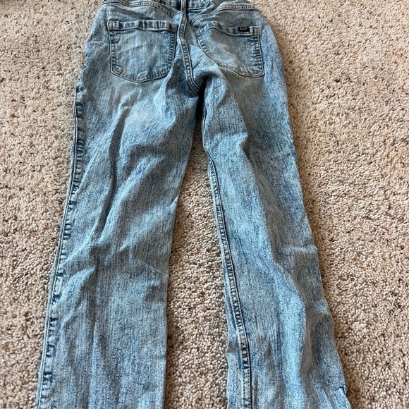 Abercrombie Kids High Rise Straight Jeans - Picture 4 of 4